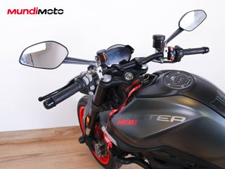 DUCATI MONSTER 937
