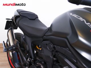 DUCATI MONSTER 937