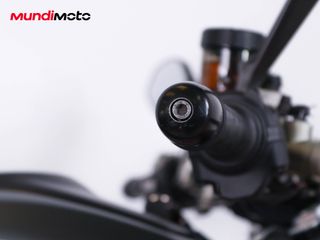 DUCATI MONSTER 937