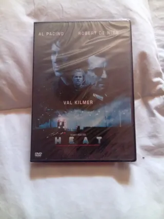 1X3 euros. 5X10 euros (Precintadas). Originales