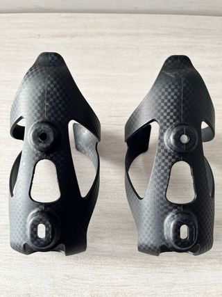 Porta bidones nailon efecto carbono mate