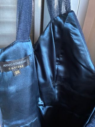 Vestido de fiesta azul marino de tul