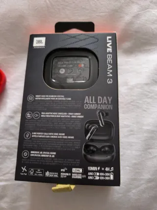 Auriculares JBL Live Beam 3