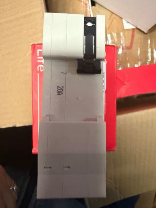 Disyuntor Inteligente WiFi Tongou C20