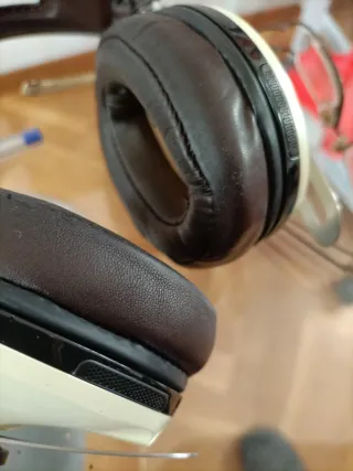 Sennheiser Momentum Wireless Ivory Auriculares