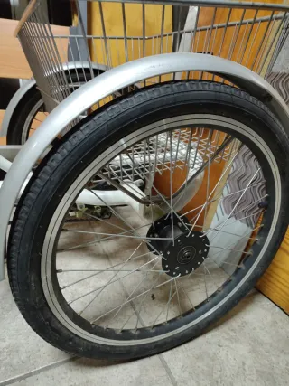 “Triciclo adulto Monty plegable con cestas y respa