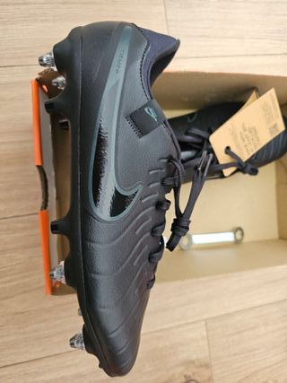 Botas Fútbol Nike Tiempo Legend 10 SG-Pro AC Acad