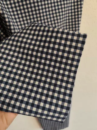 Pantalón de chica talla 42-44 de Zara.