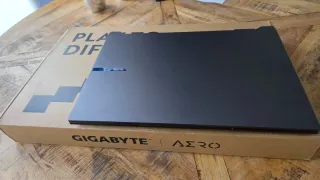 Portátil Gigabyte AERO X16 16 RTX 5070
