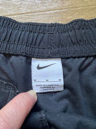 Bermudas deportivas Nike negras