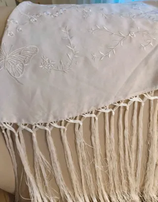 Mantoncillo Flamenca Bordado.