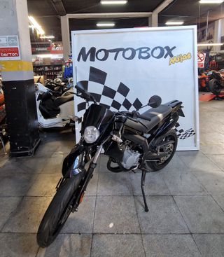 Derbi Senda Supermotard Negra
