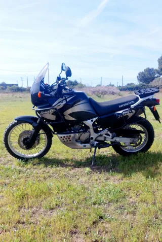 Honda Africa Twin 750 XRV - 2002 44000 kms -
