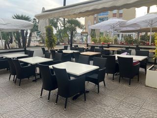 Sillón Ratan Polietileno Negro 50UNIDADES APILABLE