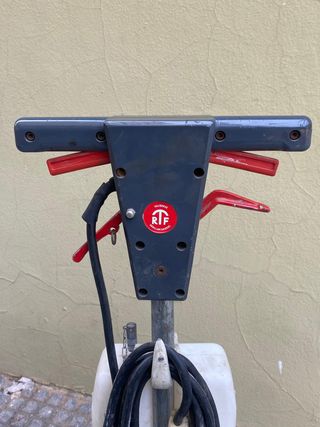 Pulidora rotativa abrillantadora Flaqué de 50 cm.