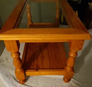 Mesita de centro madera pino y cristal