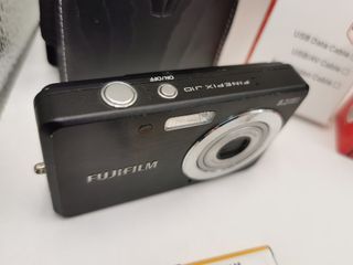 Cámara Fujifilm FinePix J10 + Accesorios