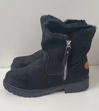 Botas de mujer negras con cremallera