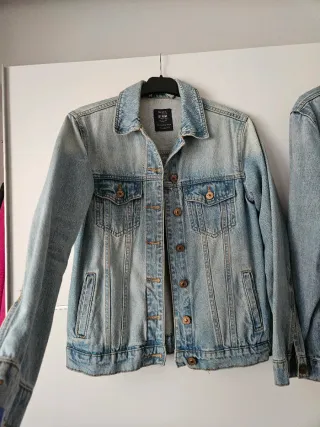 Lote 2 Chaquetas Vaqueras Bershka