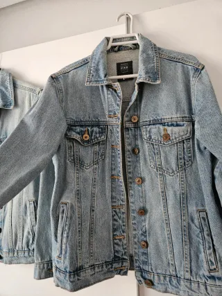 Lote 2 Chaquetas Vaqueras Bershka