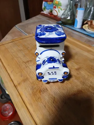 Porta monete in ceramica blu e bianca