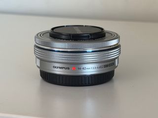Objetivo Olympus M.Zuiko 14-42mm Plata