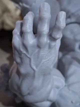 Figura Resina 3D Spiderman vs Hulk