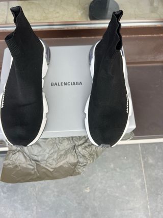 Balenciaga Speed sneakers negras y blancas