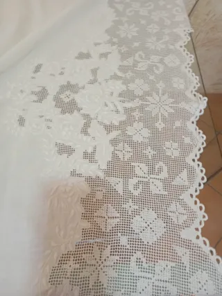 Mantelería antigua bordada  recamado y filtire