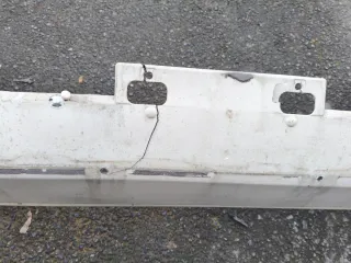 Parachoques Delantero Hilux 2015-2025