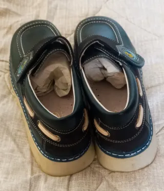 Zapatos niño velcro talla 33