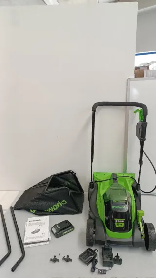 Cortacésped Greenworks 24V W31Y6064