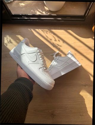 Nike Air Force 1 Low '07 Blancas Talla 37.5