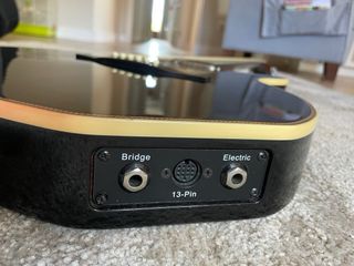 Guitarra Godin Multiac Spectrum