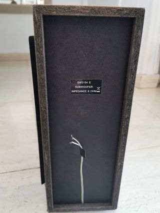 Subwoofer Philips HTS3154 Compacto 8Ω
