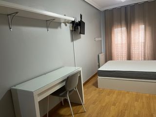 Habitación en piso conpartido en Parla