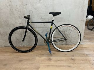Fixie Custom Única - Manillar Oro y Toques Azules