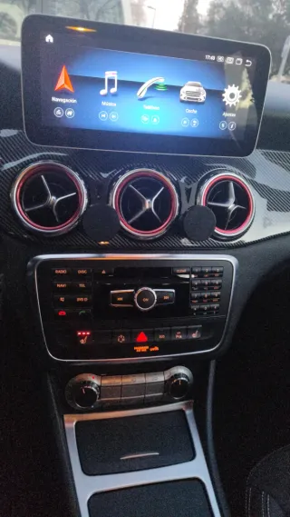 Mercedes-Benz GLA 2014