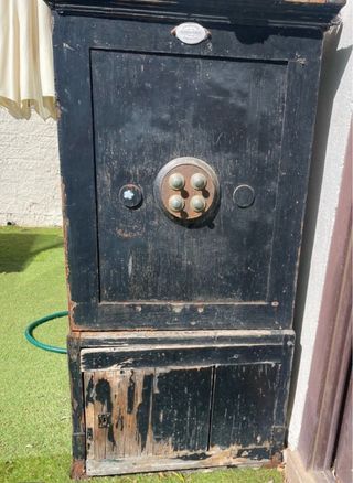 Caja Fuerte Prudencio Peinado Antigua