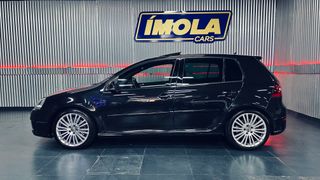 Volkswagen Golf R32
