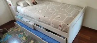 Cama infantil con nido con 2 cajones