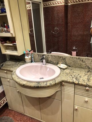 Mueble de baño grande a medida
