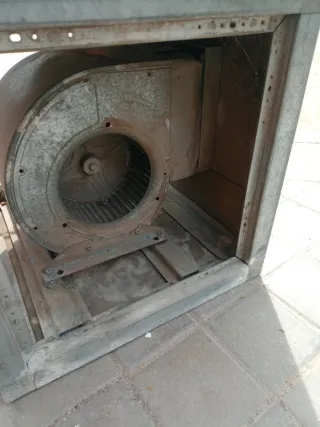 Extractor CBM/4-180 220V 0,15kW 1400rpm