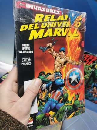 Relatos del universo Marvel, invasores + invaders (usa)