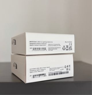 NUOVI Apple Caricatore 20W 2026 +Cavo 2M Lightning