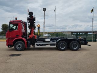 Mercedes AROCS 26 45-CAMIONES GANCHO+GRUA