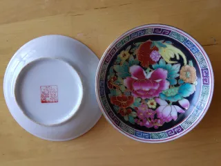 Platos de porcelana Qianlong florales 2 Unidades