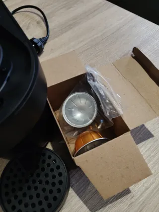 Cafetera Nespresso Vertuo Pop