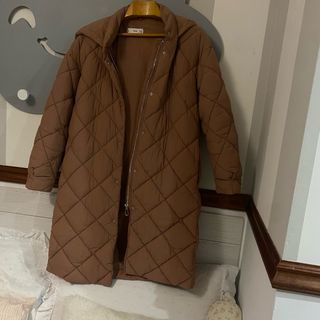 Abrigo acolchado Mango rosa