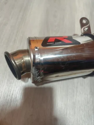 Cola de escape Dominator Suzuki GSXR600 K6/K7